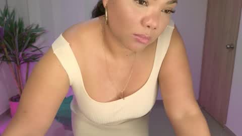 Snapshot of nicole_lushh chatting on January 5, 5:27 pm nicole_lushh online show from January 5, 5:27 pm