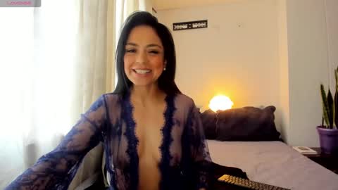 Nicole online show from February 12, 2:32 pm