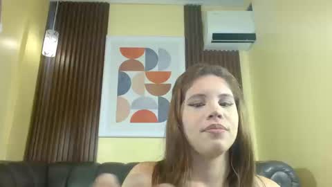 Snapshot of nicole_ramires chatting on September 20, 4:52 pm Nicole Ramires online show from September 20, 4:52 pm