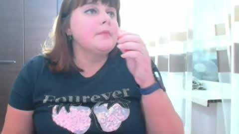 Snapshot of nicole_red__ chatting on November 14, 5:11 pm Nicole online show from November 14, 5:11 pm