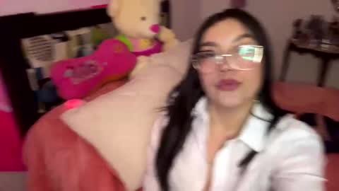 Nicole online show from October 15, 4:45 am