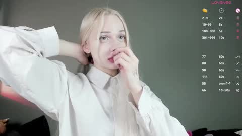 Mary online show from September 9, 9:25 pm