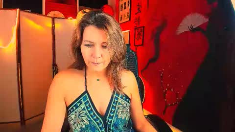 Snapshot of nicolehits chatting on October 18, 9:21 am nicolehits online show from October 18, 9:21 am