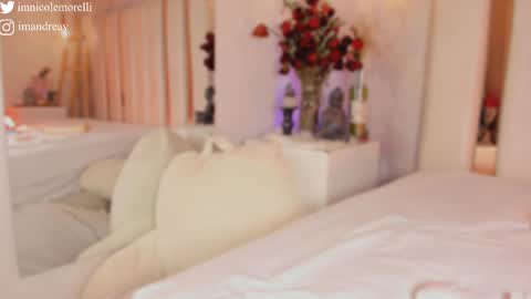 Snapshot of nicolemorelli2 chatting on September 8, 2:27 pm Andrea give it a thumbs up please its important online show from September 8, 2:27 pm