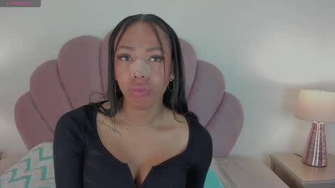 Snapshot of nicoleparadise_ chatting on September 15, 12:27 pm NICOLE online show from September 15, 12:27 pm