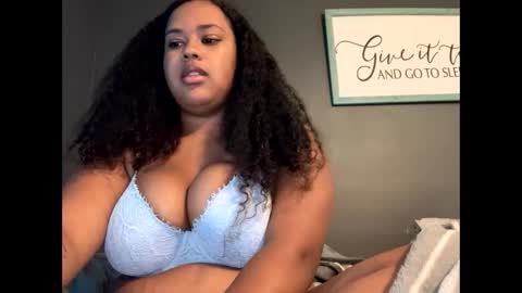 Snapshot of nicolette356 chatting on October 23, 5:12 pm nicolette356 online show from October 23, 5:12 pm