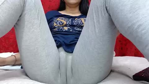 Snapshot of nicolleowens chatting on October 22, 9:36 pm NICOLLE online show from October 22, 9:36 pm