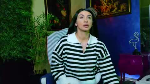 Snapshot of nicollepalmer chatting on October 30, 8:05 am Nicolle online show from October 30, 8:05 am