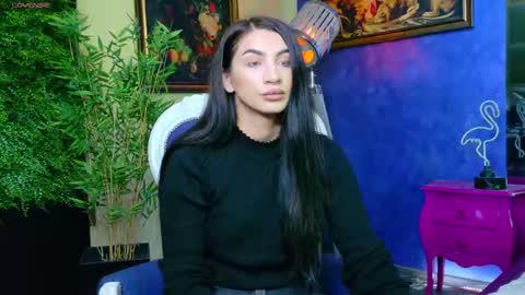 Snapshot of nicollepalmer chatting on November 11, 11:54 am Nicolle online show from November 11, 11:54 am