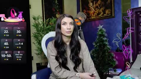 Snapshot of nicollepalmer chatting on December 18, 11:16 am Nicolle online show from December 18, 11:16 am