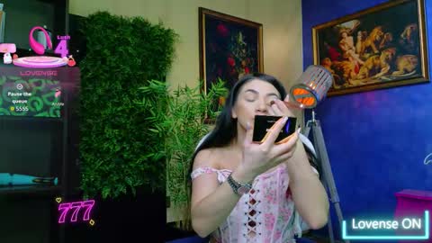 Nicolle online show from March 13, 11:06 am