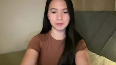 Snapshot of nicollete_snow chatting on October 17, 12:41 pm NIC 333 online show from October 17, 12:41 pm