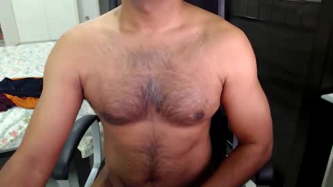 night_rider09711 online show from December 17, 7:40 am