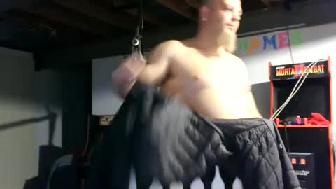 nightlifecouple online show from December 14, 5:51 am