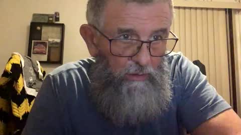 nightmoves1970 online show from March 9, 3:32 am