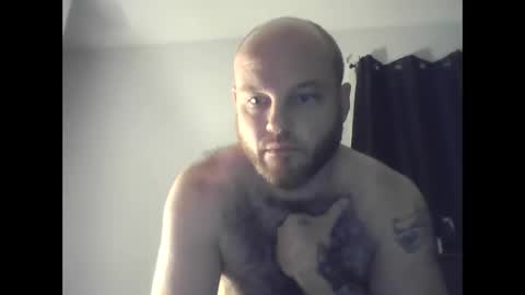 nihilistcreep online show from December 10, 8:30 am