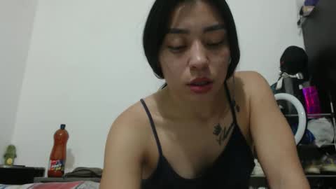 niiapeluche online show from January 16, 7:01 am