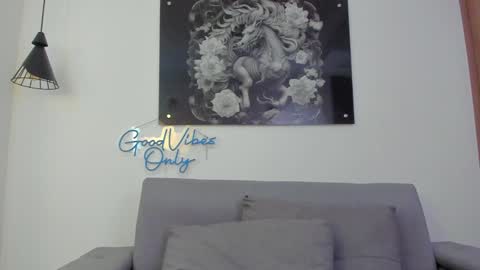 Snapshot of niickcooper chatting on December 24, 8:38 pm Niick online show from December 24, 8:38 pm