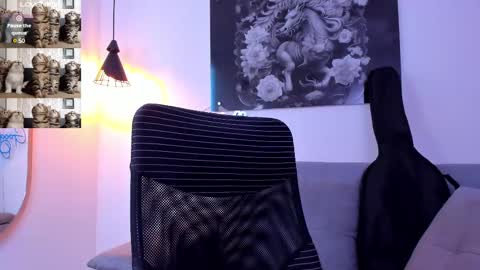 Snapshot of niickcooper chatting on February 26, 9:58 pm Niick online show from February 26, 9:58 pm