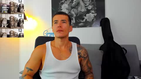 Snapshot of niickcooper chatting on February 28, 6:41 pm Niick online show from February 28, 6:41 pm