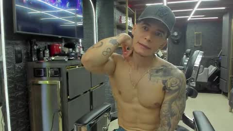 Snapshot of niickcooper chatting on February 7, 4:16 am Niick online show from February 7, 4:16 am