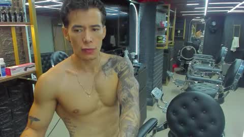 Snapshot of niickcooper chatting on February 24, 2:09 am Niick online show from February 24, 2:09 am