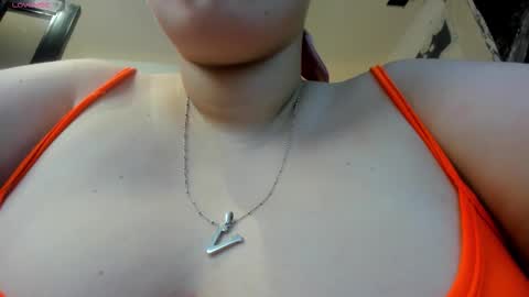 Anni online show from October 13, 4:51 pm