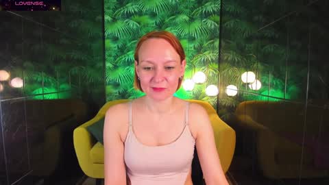 Snapshot of nika_gentle chatting on January 11, 12:29 pm Nika online show from January 11, 12:29 pm