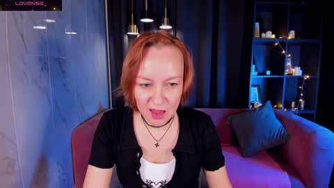 Snapshot of nika_gentle chatting on January 13, 5:33 am Nika online show from January 13, 5:33 am