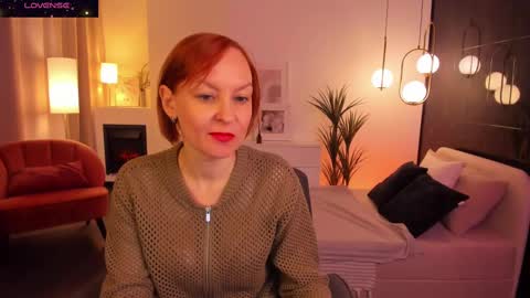 Snapshot of nika_gentle chatting on February 21, 9:13 am Nika online show from February 21, 9:13 am
