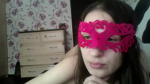 nika_smily online show from December 16, 5:23 am