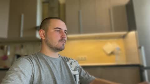 Snapshot of nikbusiness chatting on September 8, 3:11 pm Nick online show from September 8, 3:11 pm