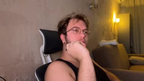 Snapshot of nikceline chatting on November 2, 6:16 am Celine online show from November 2, 6:16 am