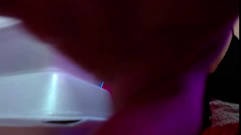 Snapshot of niki_1998 chatting on October 22, 3:18 am Natalia online show from October 22, 3:18 am