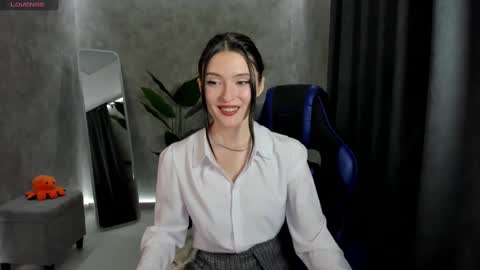 niki_cutes online show from January 21, 7:58 am