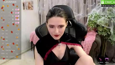 niki_cutes online show from October 27, 8:07 am