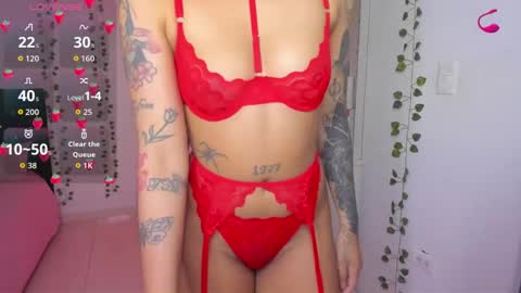 Snapshot of nikibryce_ chatting on October 16, 11:28 pm Niki online show from October 16, 11:28 pm