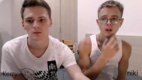 Snapshot of nikikerry_cum_ chatting on October 19, 2:18 pm nikikerry_cum_ online show from October 19, 2:18 pm