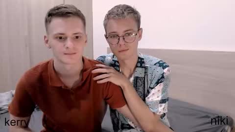 Snapshot of nikikerry_cum_ chatting on November 1, 12:40 pm nikikerry_cum_ online show from November 1, 12:40 pm