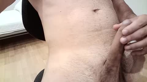 Snapshot of nikiliu chatting on October 21, 8:20 pm nikiliu online show from October 21, 8:20 pm