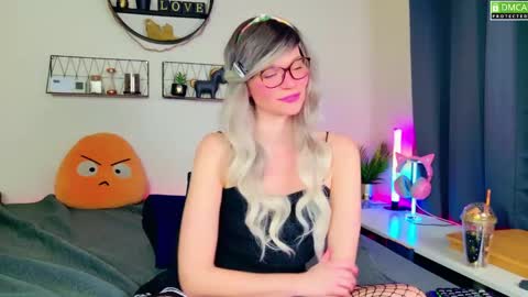 Kitty Chatte online show from January 22, 8:38 pm