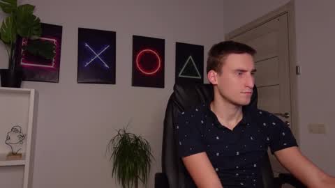 Snapshot of nikki_hard chatting on February 28, 3:04 pm nikki online show from February 28, 3:04 pm