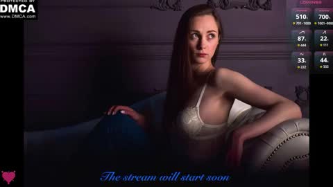 Snapshot of nikki_maks chatting on December 16, 11:48 am The next broadcast will be on at 900 UTC3 online show from December 16, 11:48 am