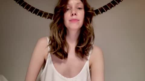 Nikki online show from December 25, 1:09 pm