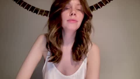 Nikki online show from December 29, 1:17 pm