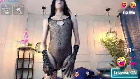 nikki_vesper online show from May 23, 3:56 am