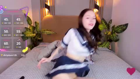 Snapshot of nikkimiltons chatting on September 28, 1:27 pm Nikki online show from September 28, 1:27 pm