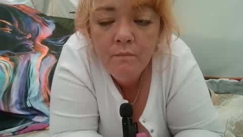 nikkinastyslut online show from May 7, 3:17 pm