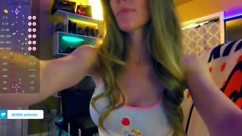 Snapshot of nikkiprincess chatting on February 7, 3:01 am Schedule IN BIO online show from February 7, 3:01 am