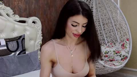 Snapshot of nikkirushxx chatting on March 7, 8:23 am Nikky online show from March 7, 8:23 am